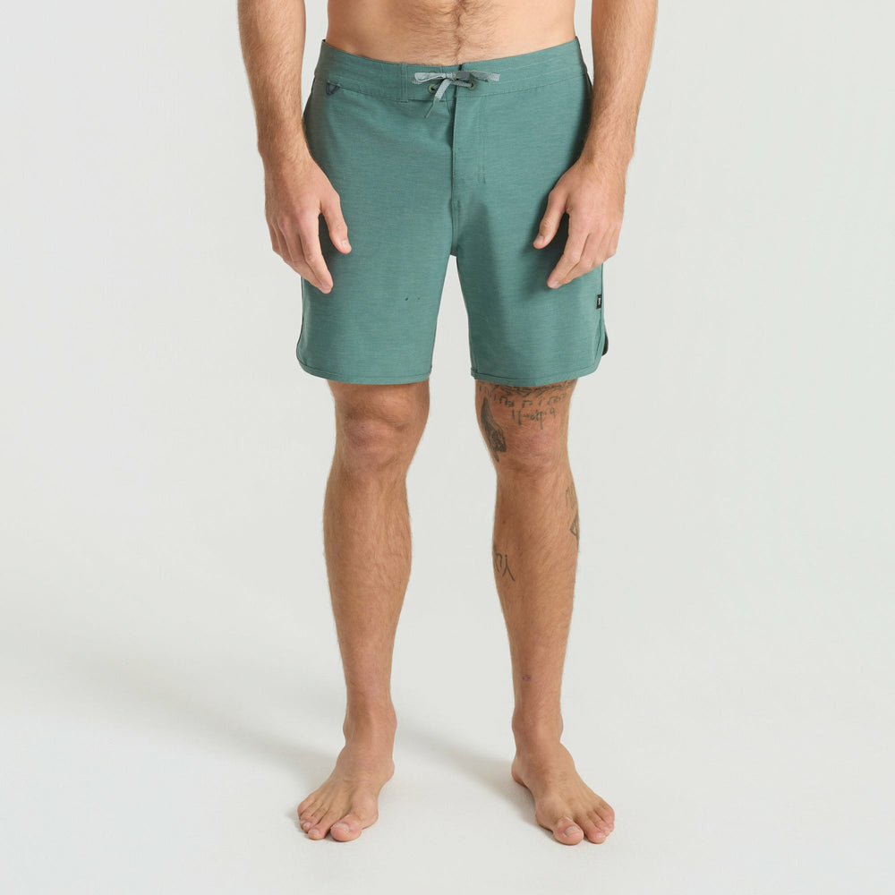 Chiller Scallop Boardshorts in Slate Green