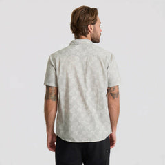 Journey Short Sleeve Button Up Shirt in Grey