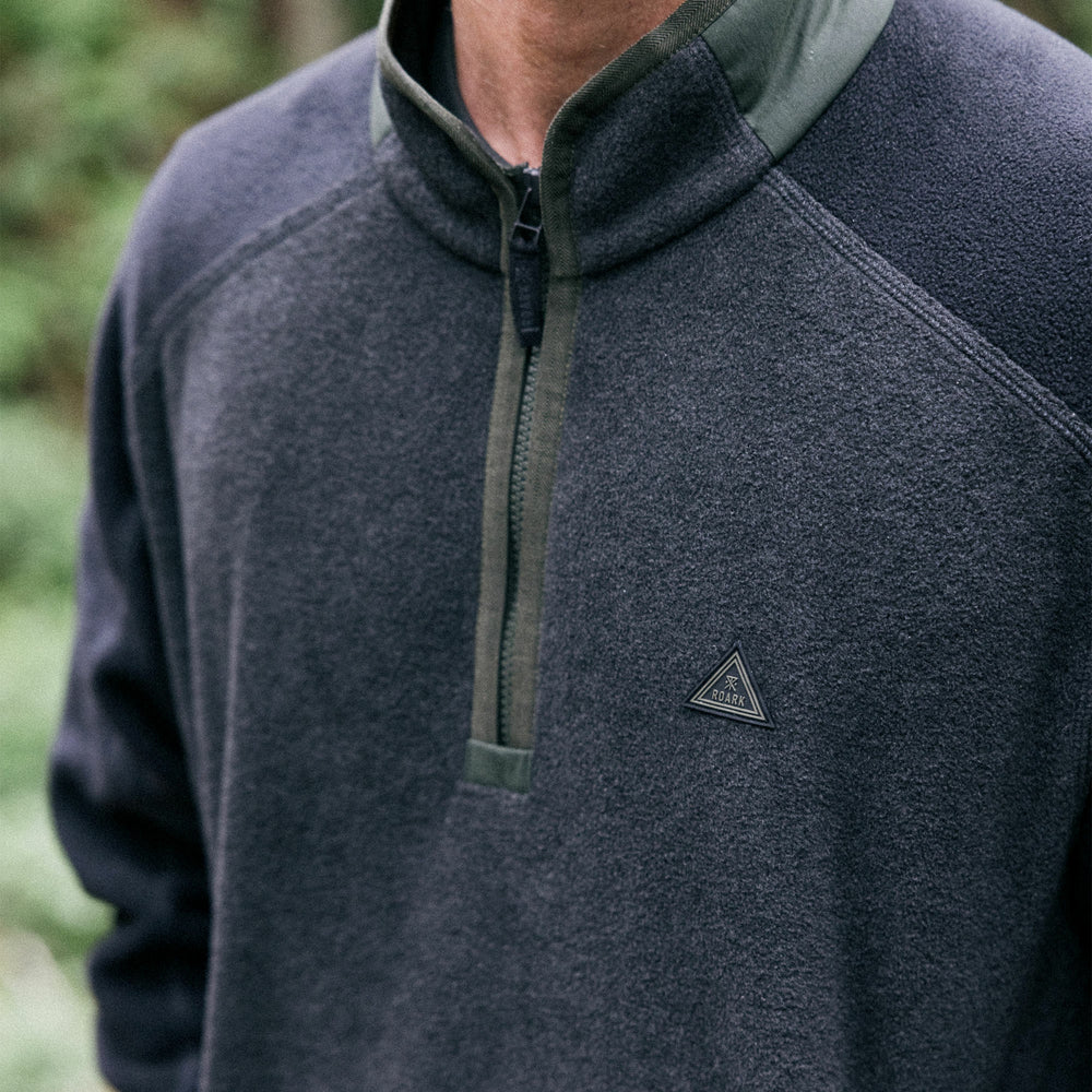 Campover Fleece Mock Hoodie in Onyx
