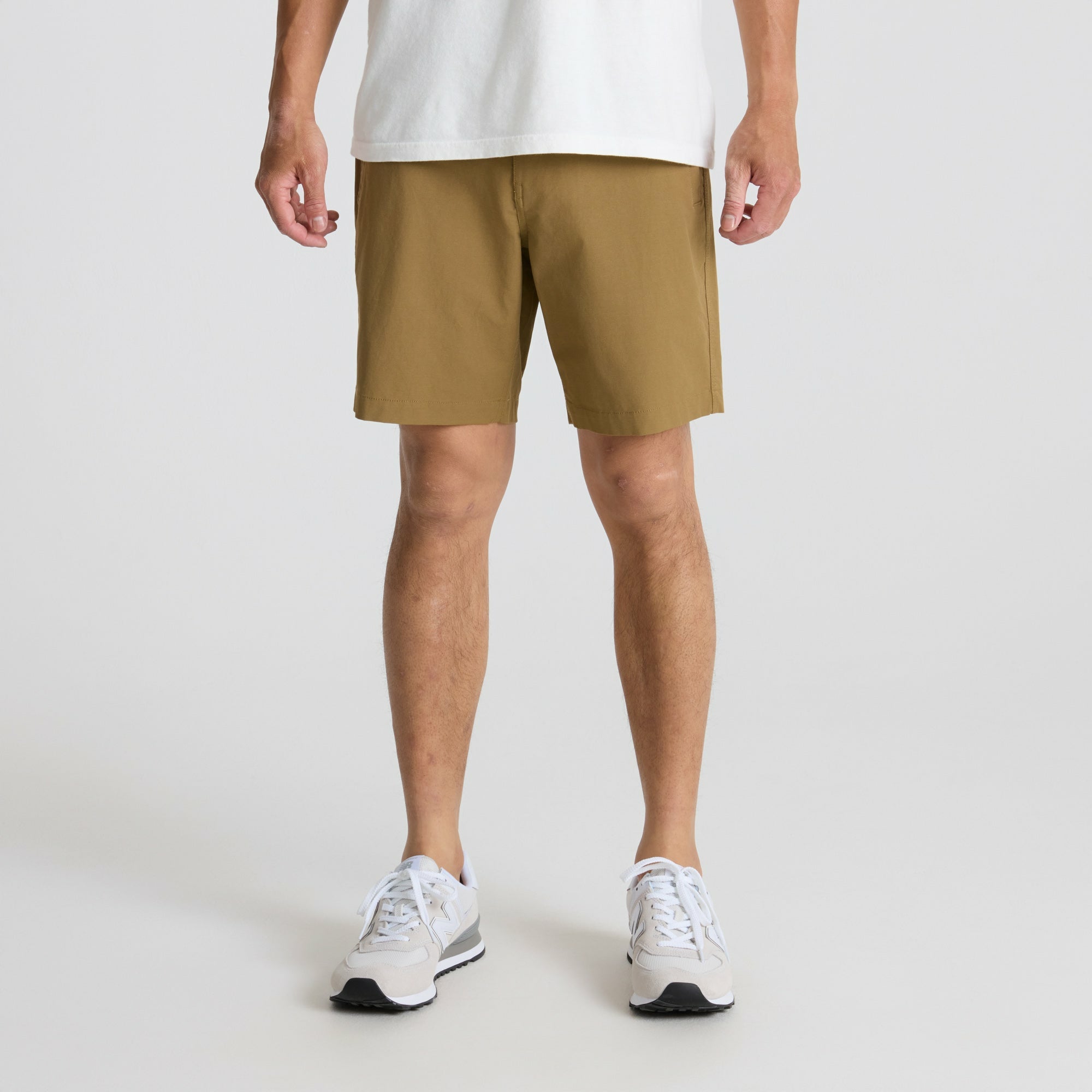 Layover Pro Traveler Shorts in Dark Khaki