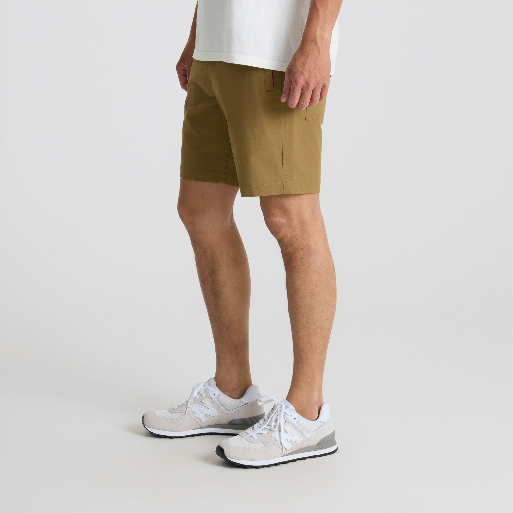 Layover Pro Traveler Shorts in Dark Khaki