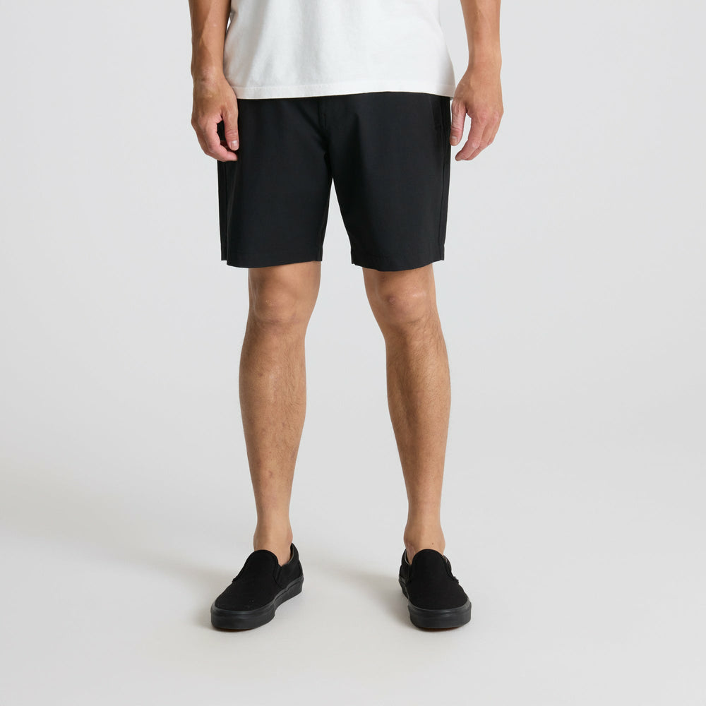 Layover Pro Traveler Shorts in Black