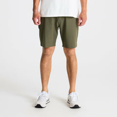 Layover Pro Traveler Shorts in Military