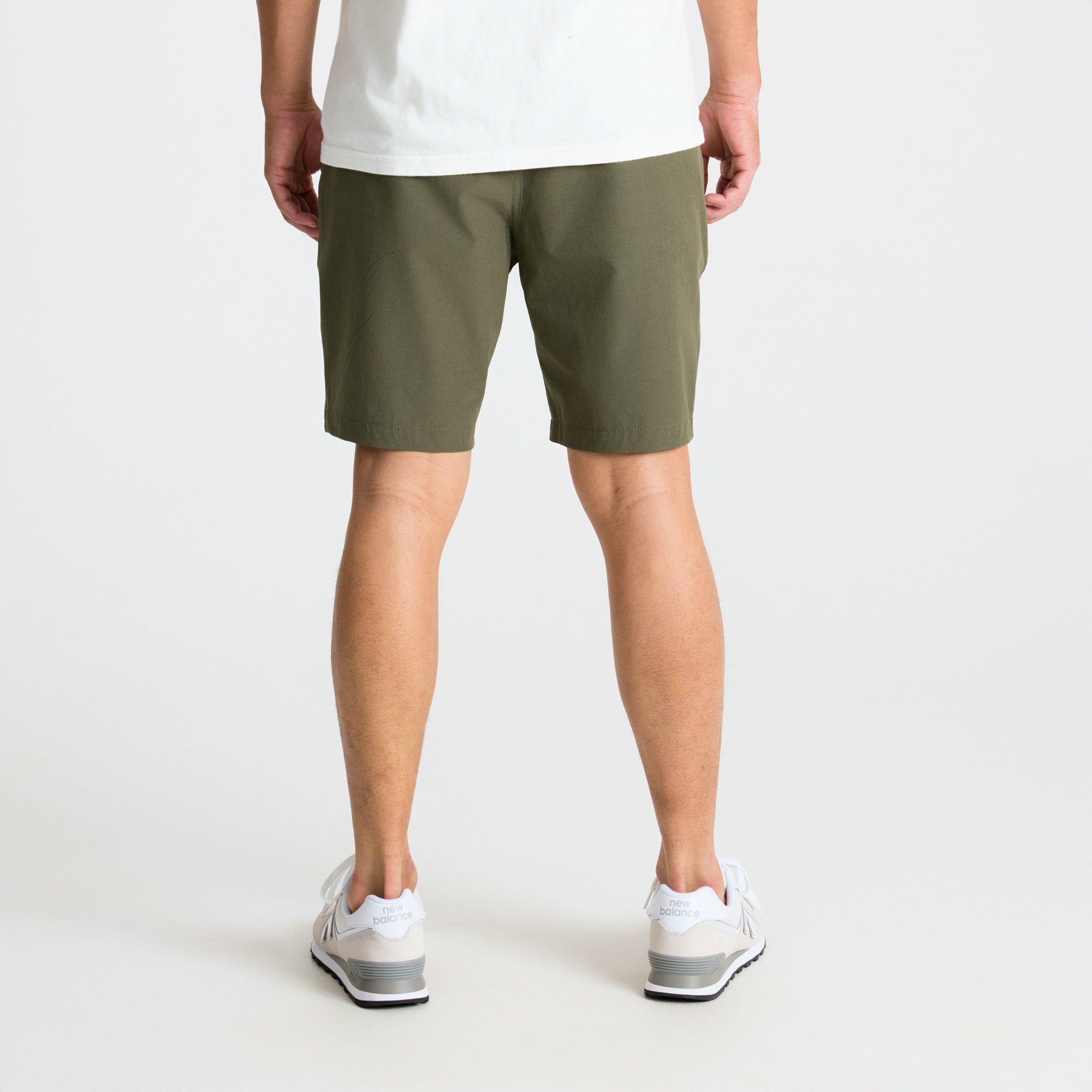 Layover Pro Traveler Shorts in Military