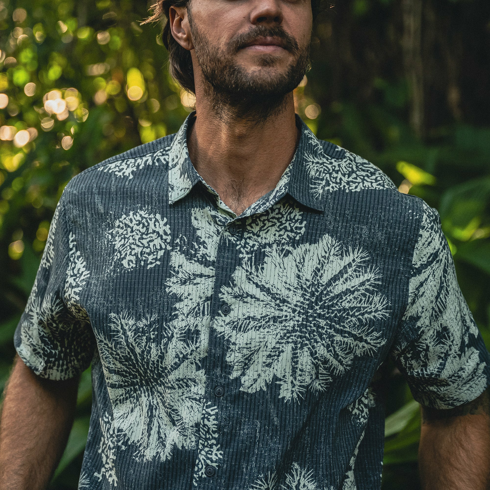 Bless Up Button Up Shirt in Navy Pukpulko