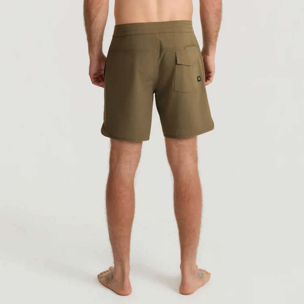 Chiller Scallop Boardshorts in Military