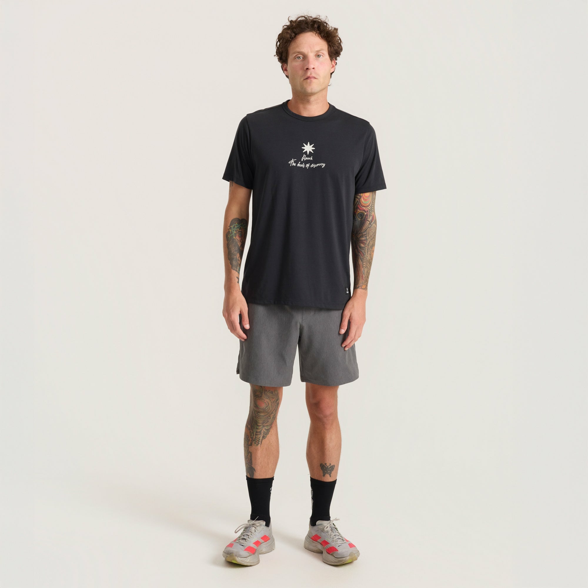 Mathis Active Short Sleeve Tee in Chaos Black