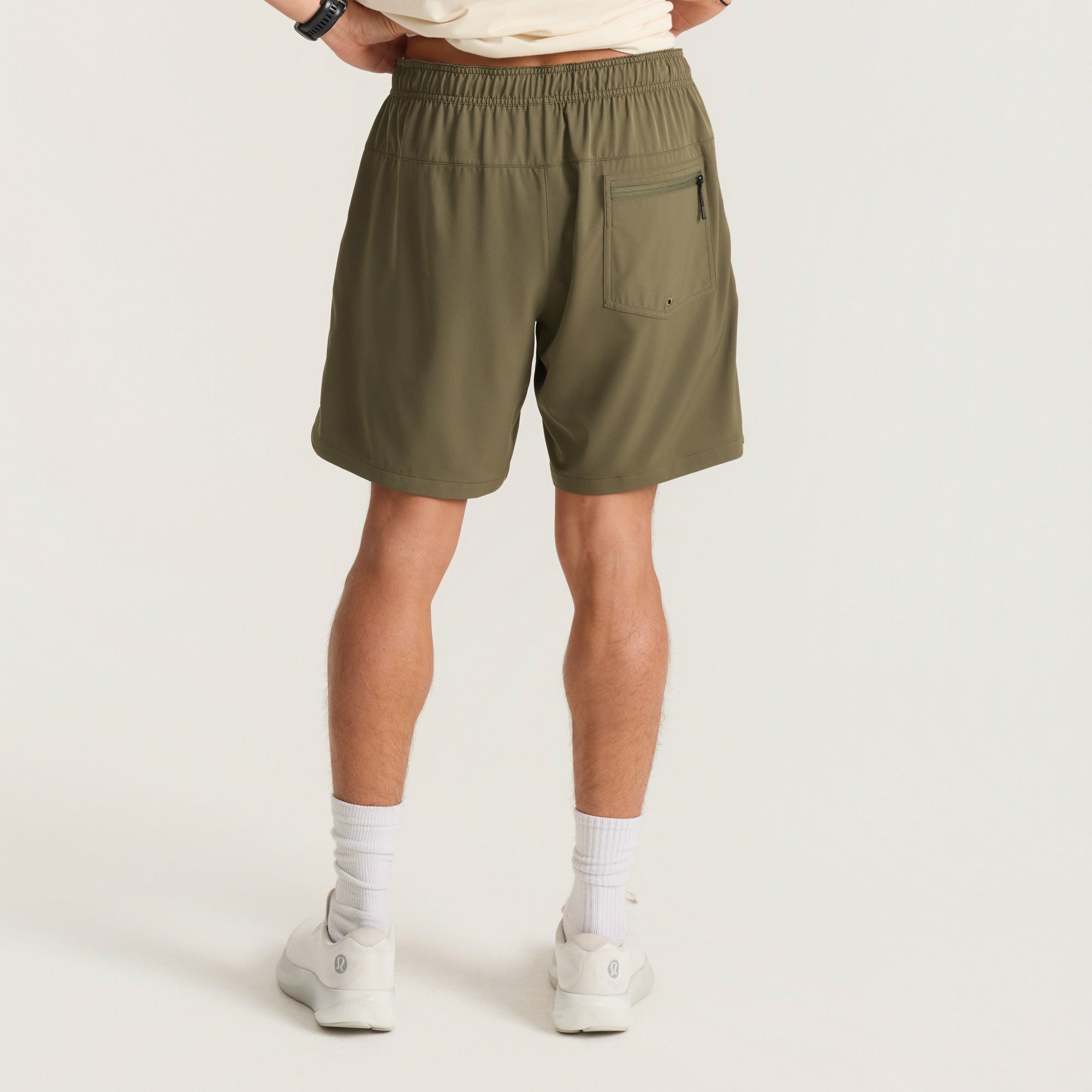 Serrano 7" Active Stretch Shorts in Military