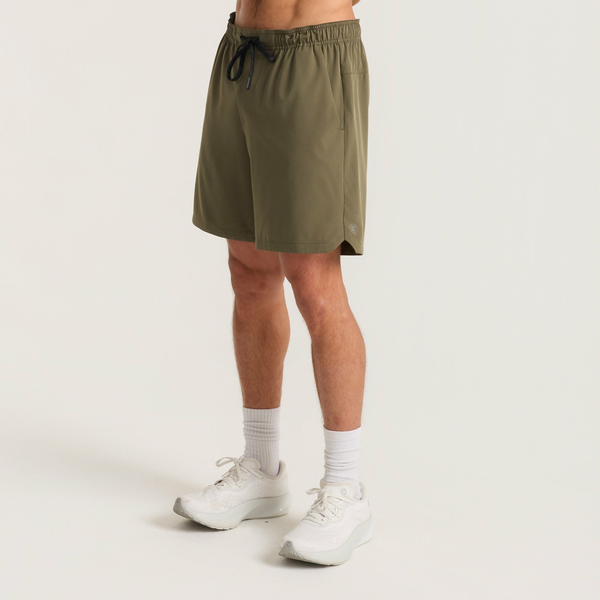 Serrano 7" Active Stretch Shorts in Military