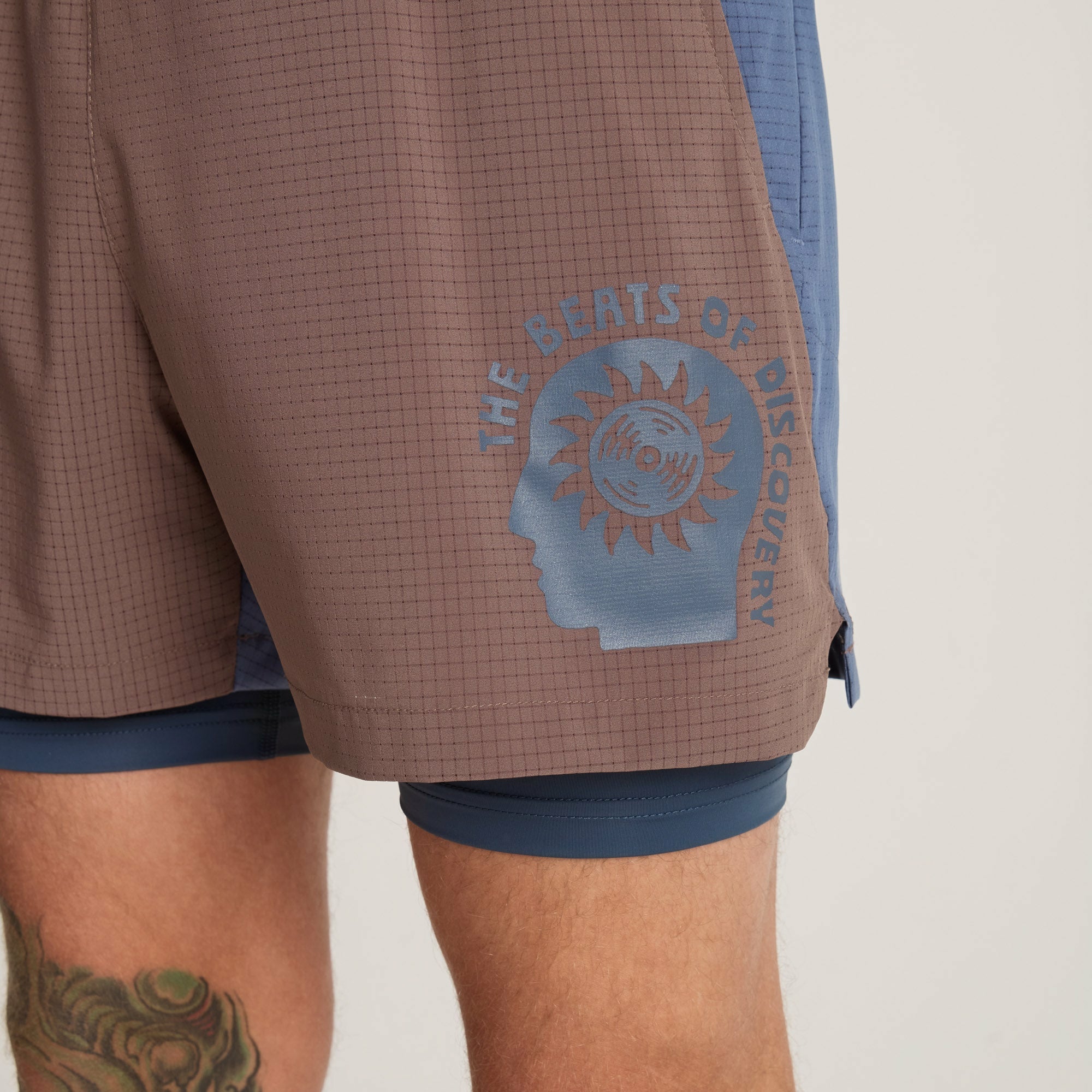 Bommer 3.5" Shorts in Faded Brown