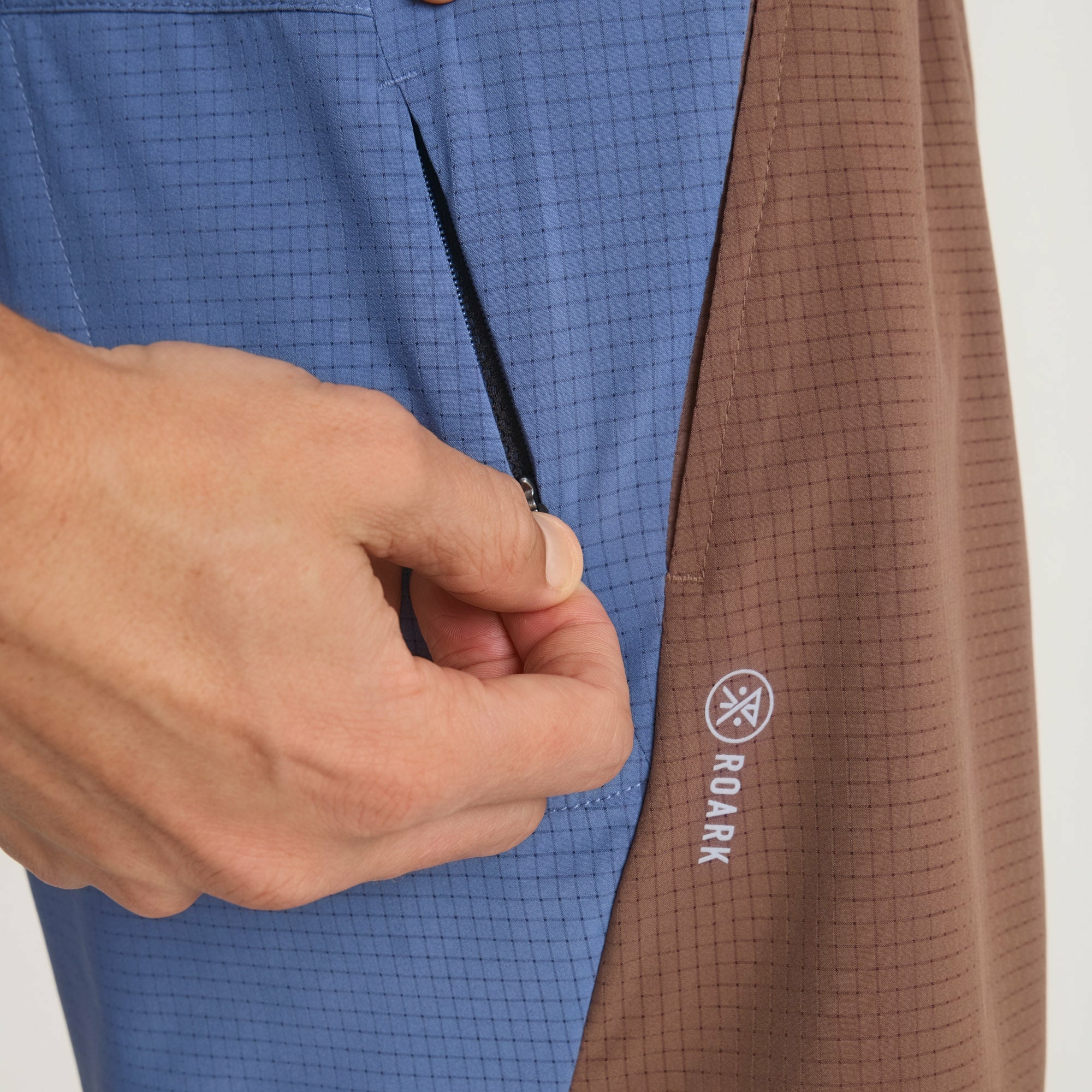 Bommer 3.5" Shorts in Faded Brown