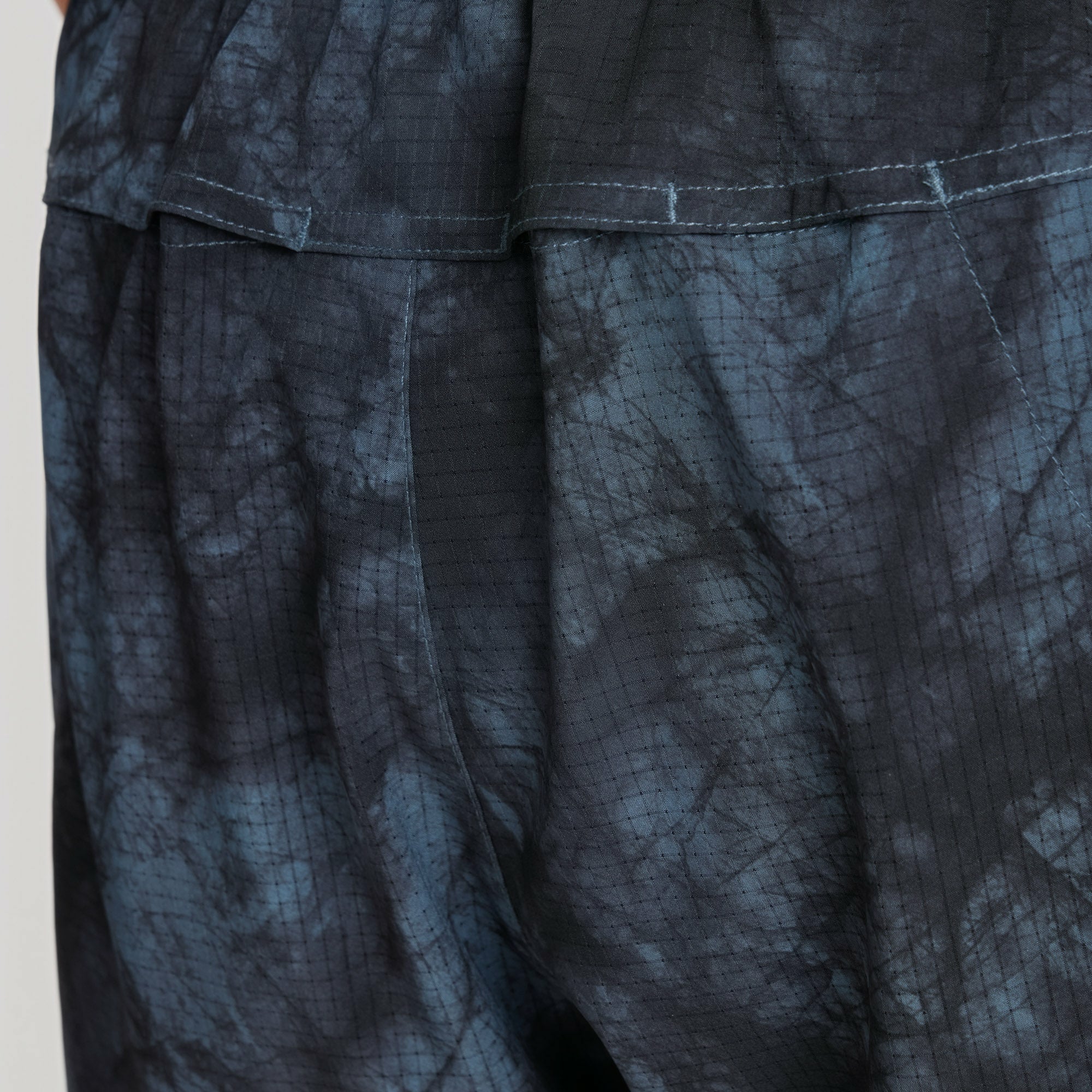 Bommer 3.5" Shorts in Navy Tie Dye