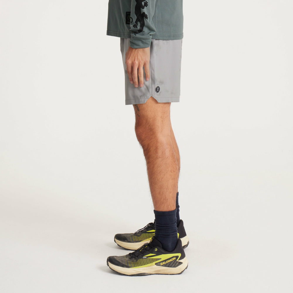 Serrano 7" Shorts in Ghost Grey