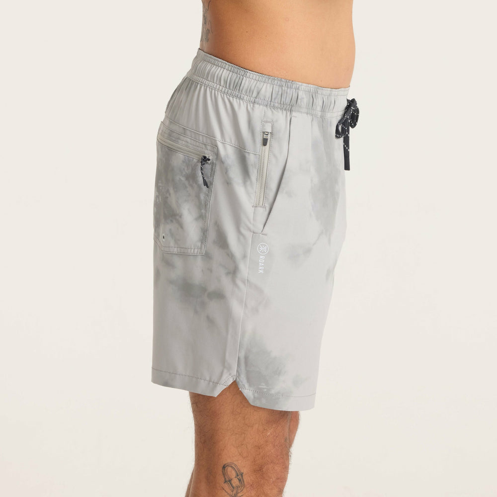 Serrano 7" Shorts in Ghost Grey