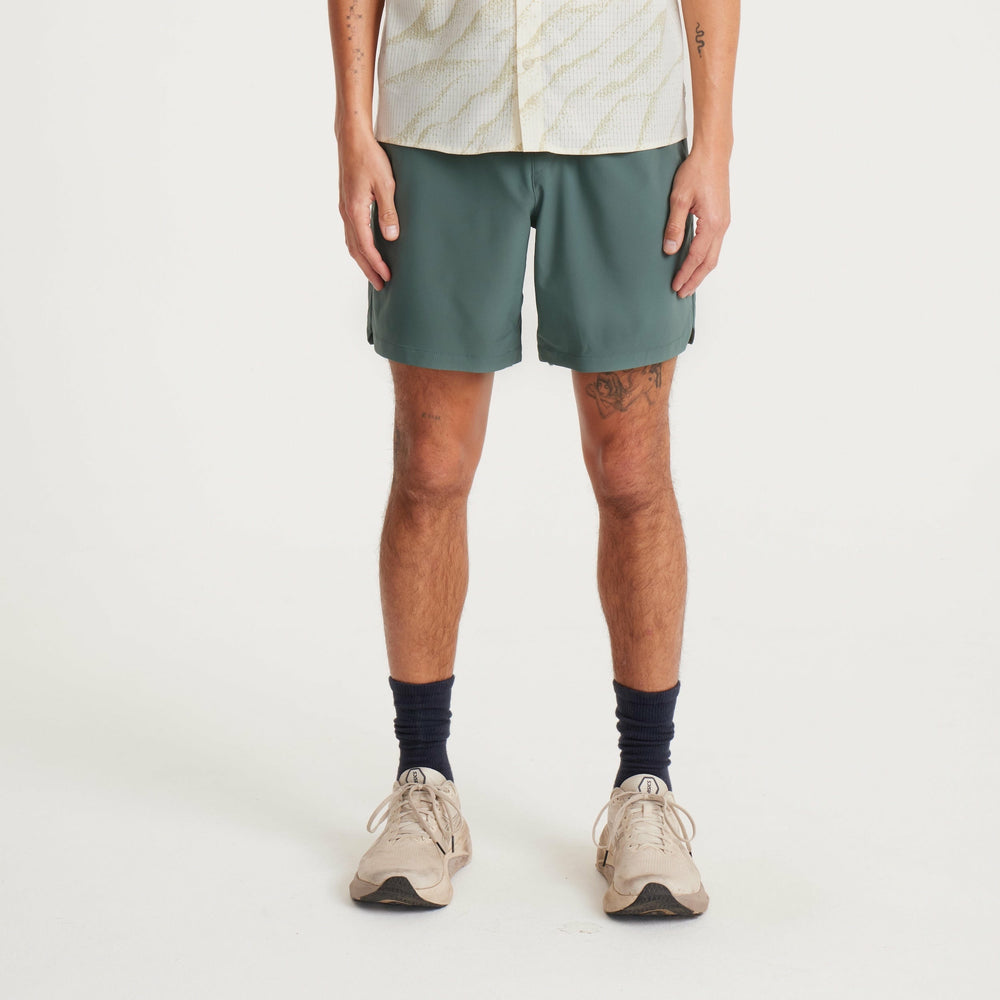 Serrano 7" Shorts in Forest