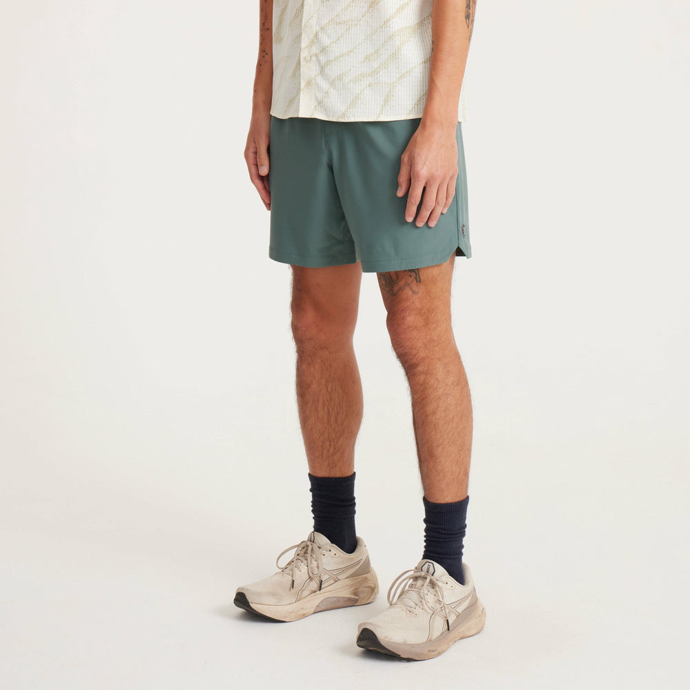 Serrano 7" Shorts in Forest