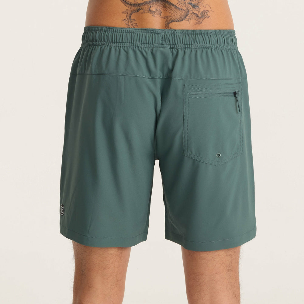 Serrano 7" Shorts in Forest