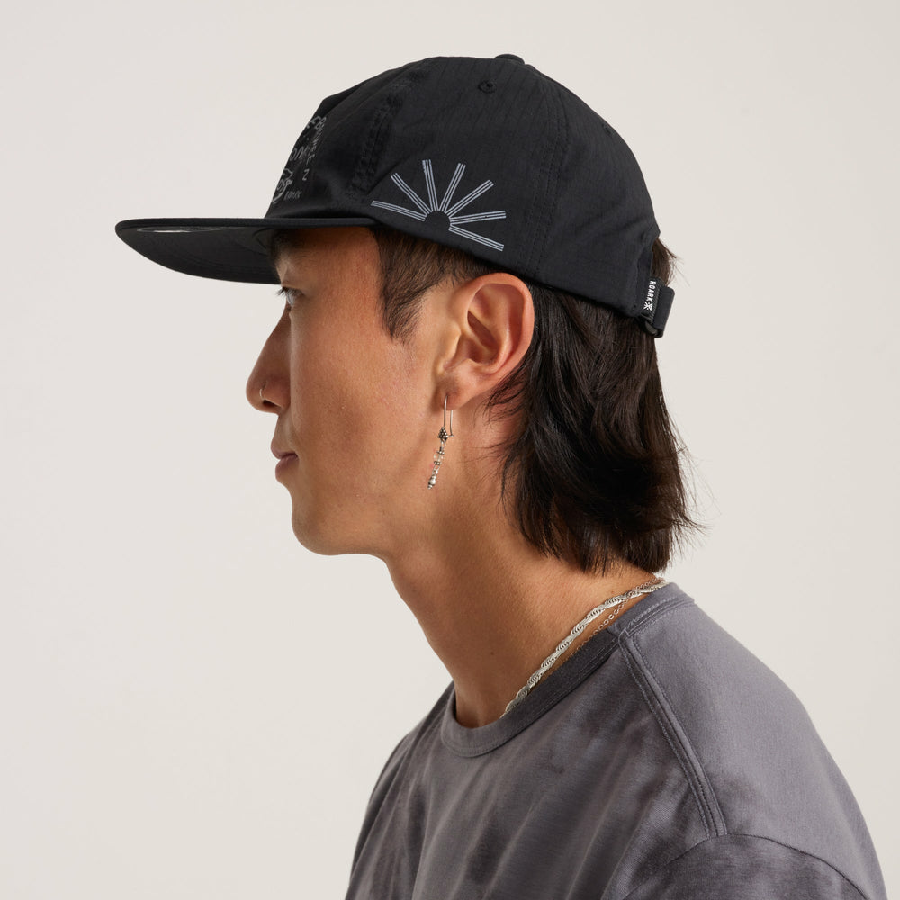 Mathis 5 Panel Strapback Hat in Chaos Black