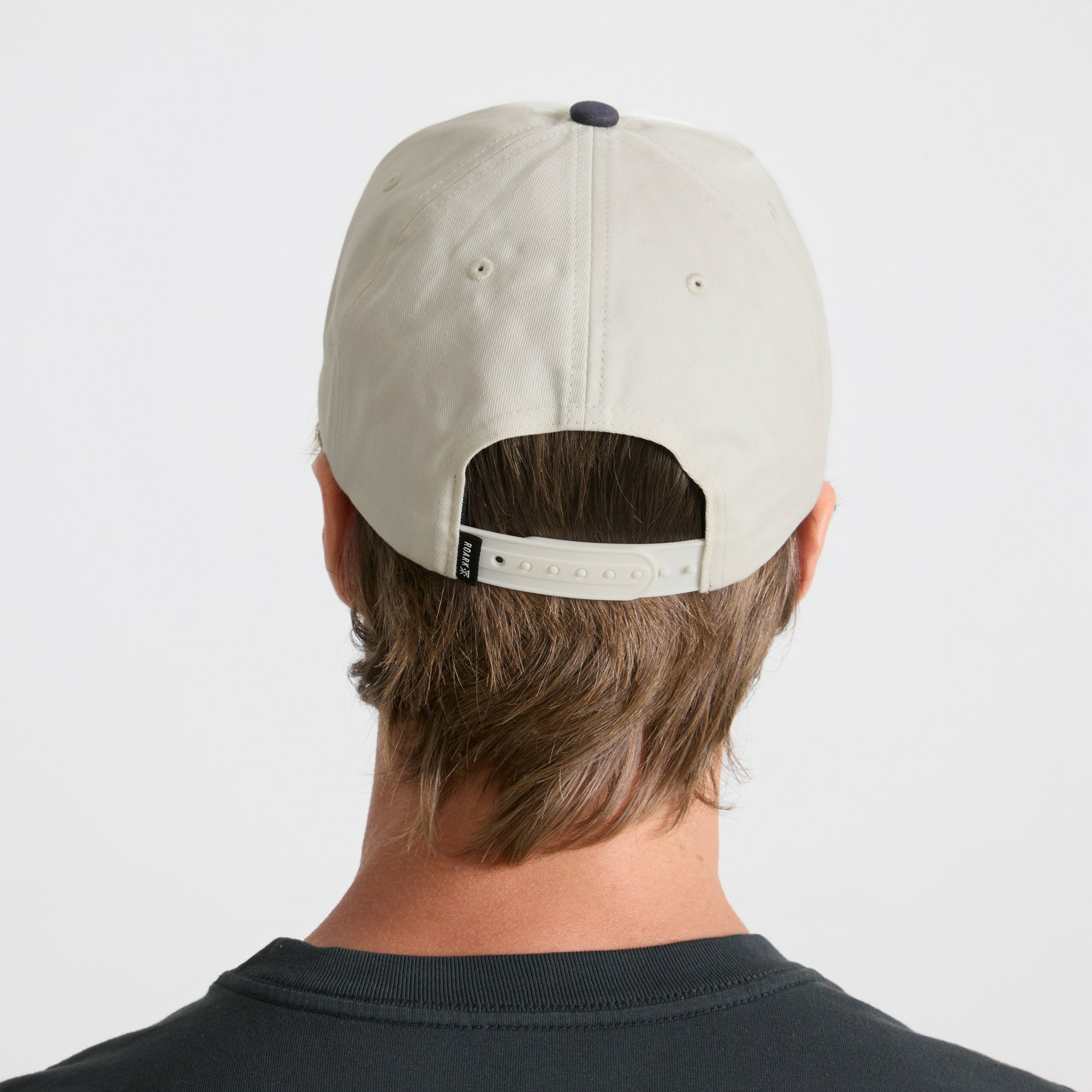 Venture Snapback Hat in Off White