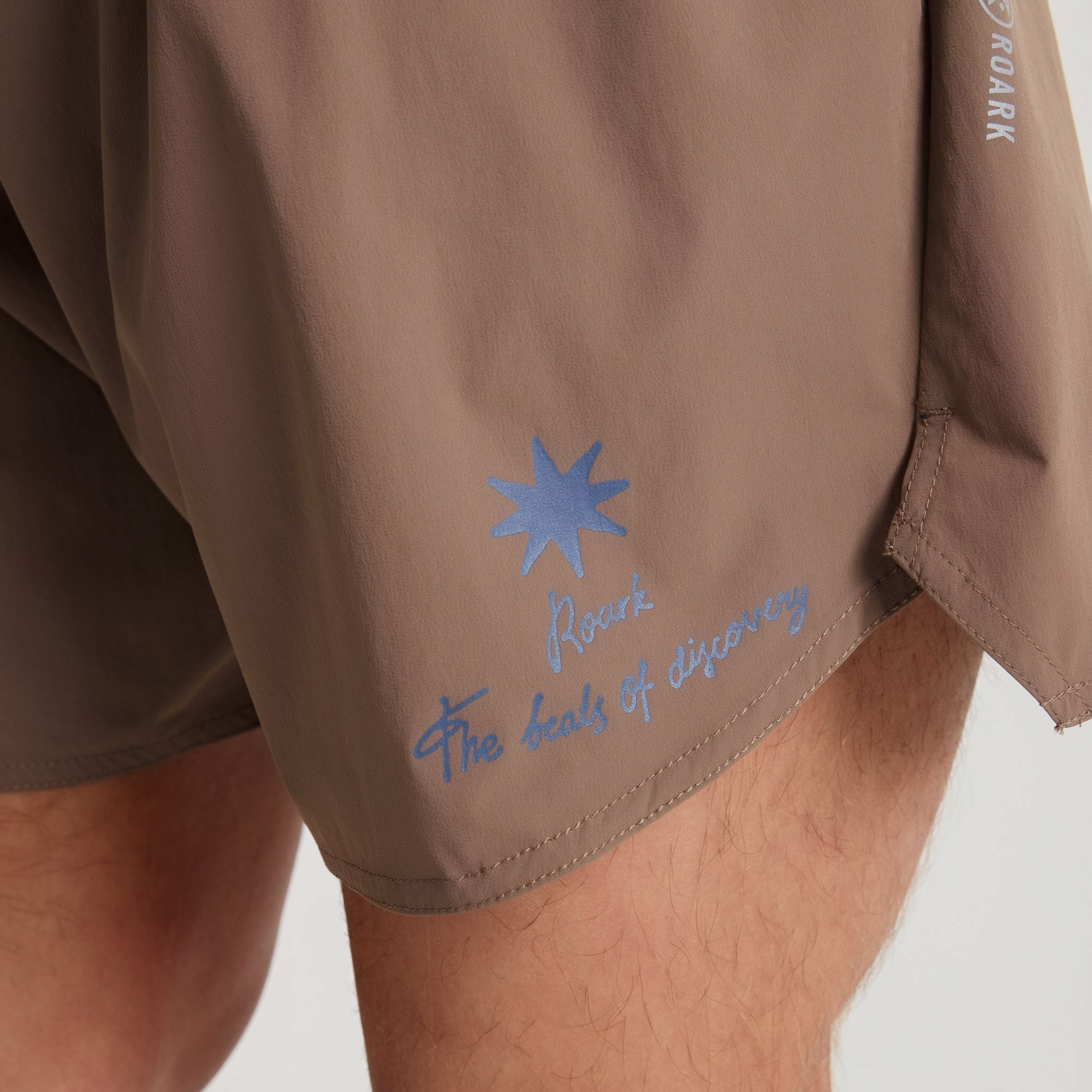 Alta 5" Shorts in Faded Brown