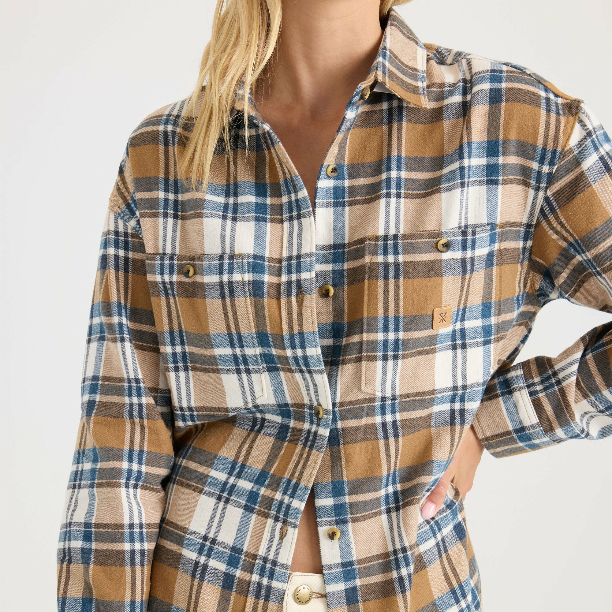Amberley Light Long Sleeve Flannel in Dark Khaki