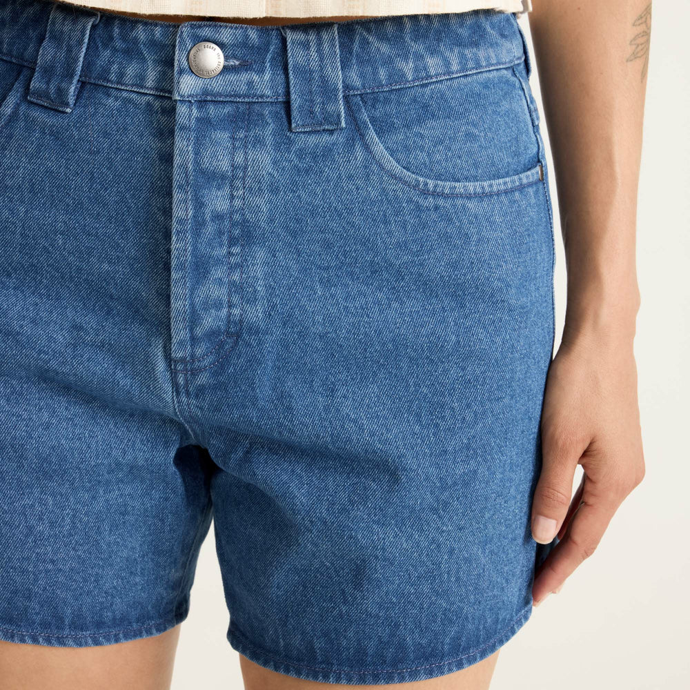 HWY 1 Shorts in Vintage Blue